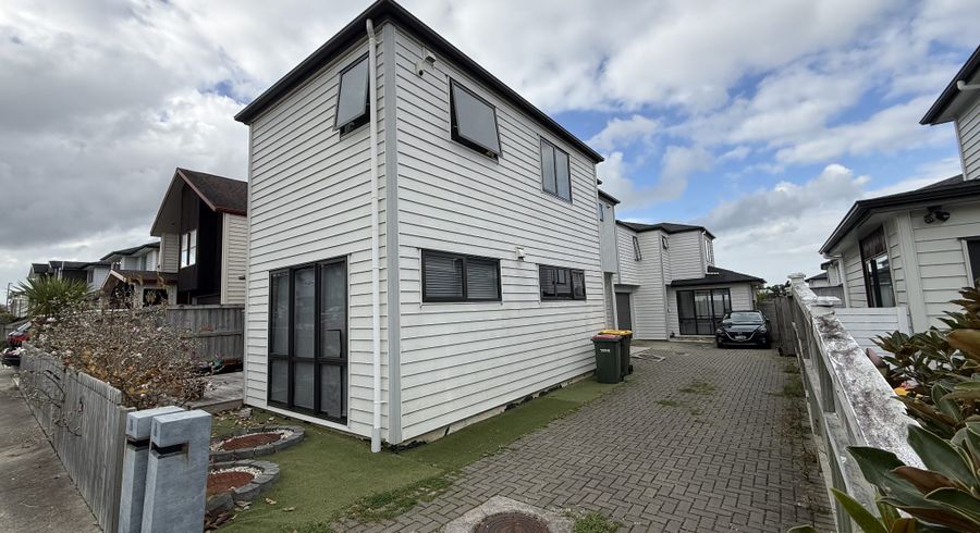  at 1a Thomas Rielly ave, Hobsonville, Waitakere City, Auckland