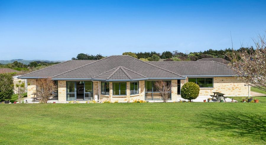  at 16 Omana Avenue, Shelly Beach, Helensville