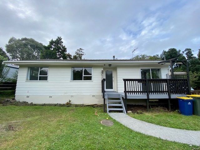  at 5 Gerontius Glade, Torbay, North Shore City, Auckland