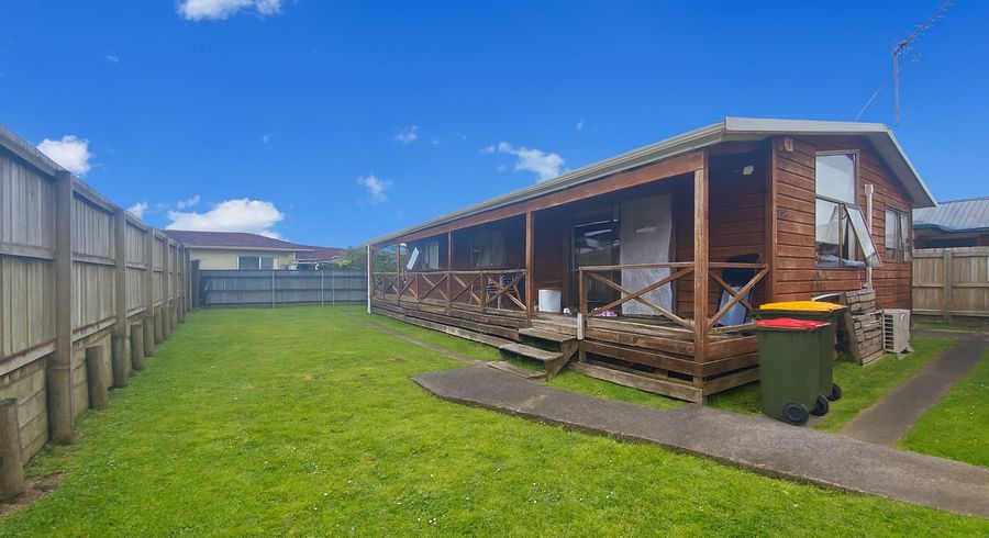  at 25B Bledisloe Street, Papatoetoe, Manukau City, Auckland