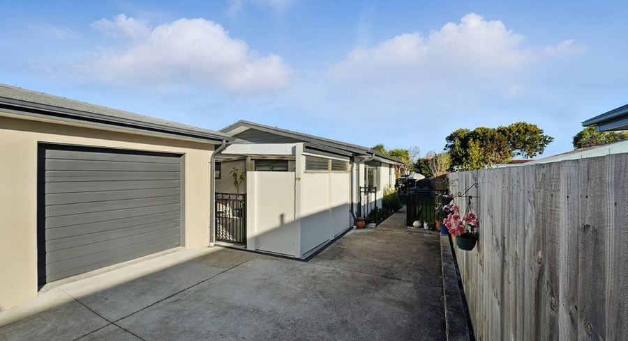  at 112B Breezes Road, Avondale, Christchurch City, Canterbury