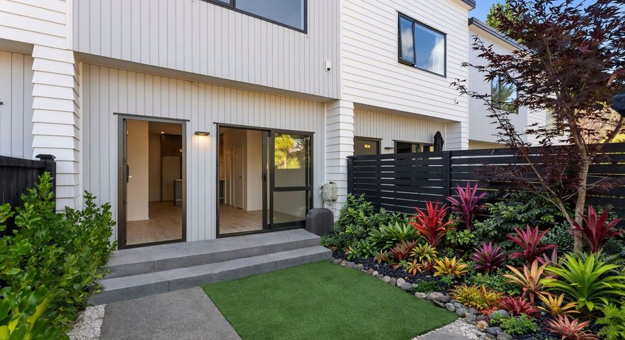  at 3 Bdrm/38 Fairlands Ave, Waterview, Auckland City, Auckland