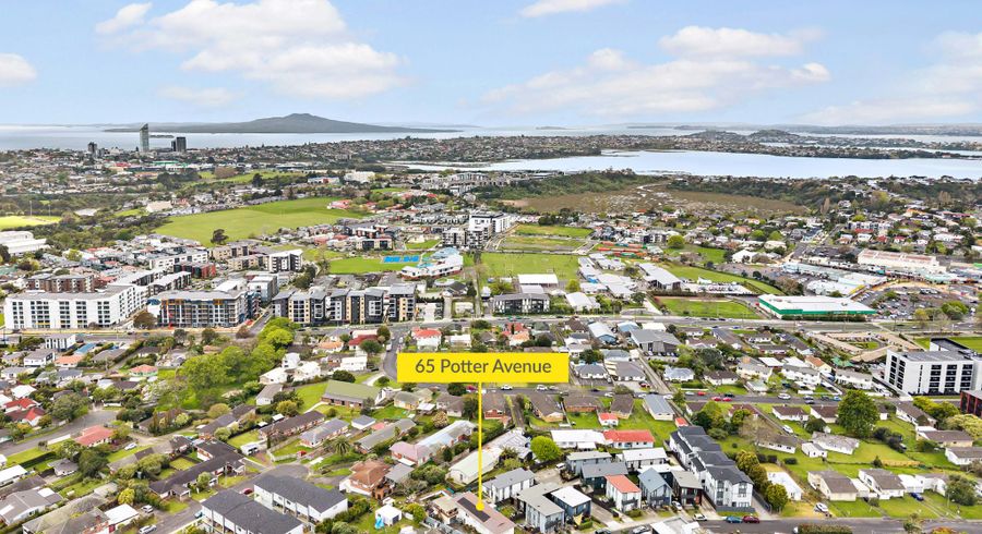  at 65 Potter Avenue, Northcote, North Shore City, Auckland