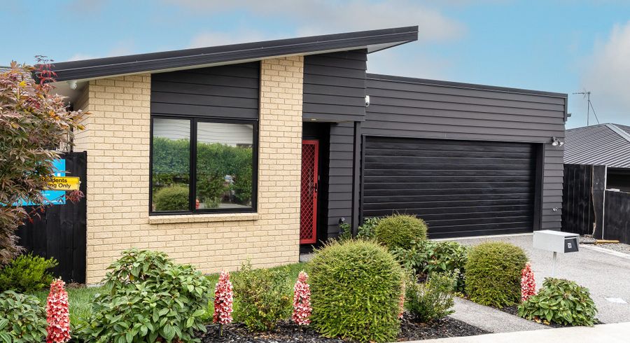  at 16 Taotahi Avenue, Dinsdale, Hamilton