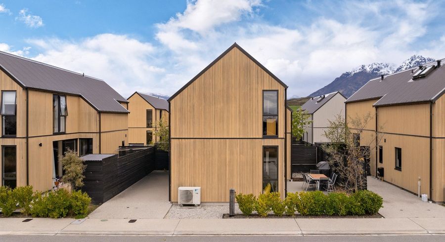  at 62 Casterway Crescent, Jacks Point, Queenstown-Lakes, Otago