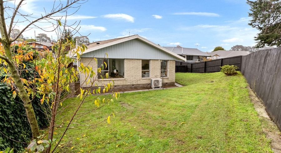  at 2/48 Kawau Crescent, Bromley, Christchurch City, Canterbury