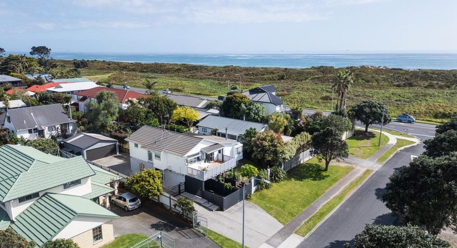  at 4 Hartford Avenue, Papamoa Beach, Tauranga, Bay Of Plenty