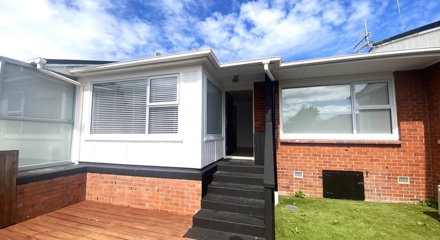  at 2/10 Park Avenue, Takapuna, Auckland