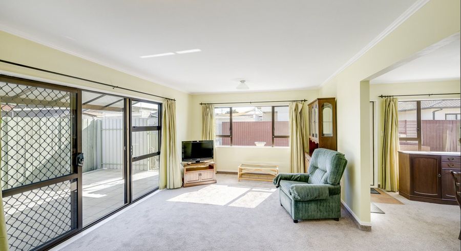  at 2/52 Avondale Road, Taradale, Napier, Hawke's Bay