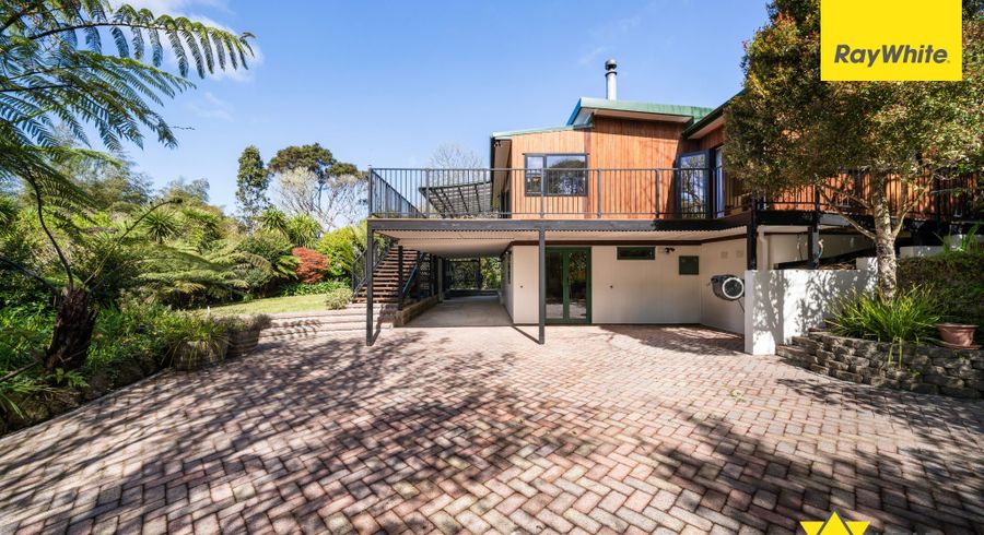  at 864 West Coast Road, Waiatarua, Waitakere City, Auckland