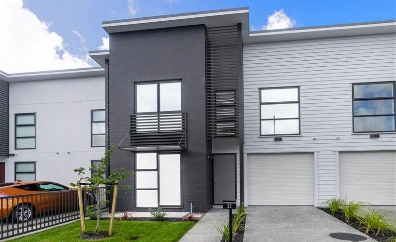  at 32 Vincent MCGrath Cres, Swanson, Waitakere City, Auckland
