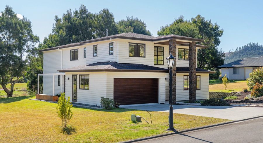  at 70 Pinehurst Drive, Pauanui, Thames-Coromandel, Waikato