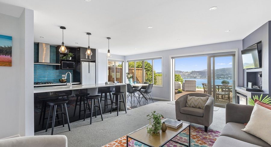  at 5 Countess Close, Maupuia, Wellington