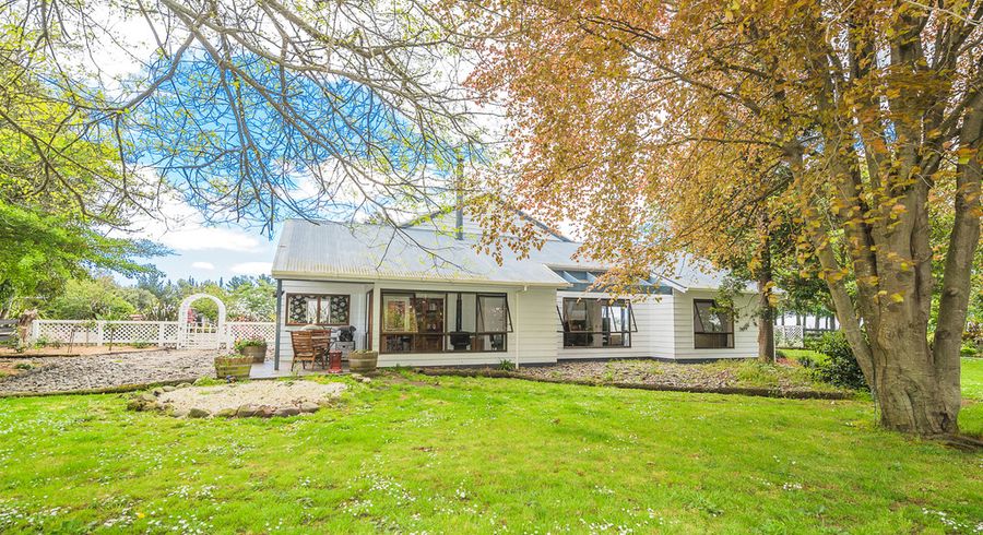  at 375 State Highway 3, Westmere, Whanganui