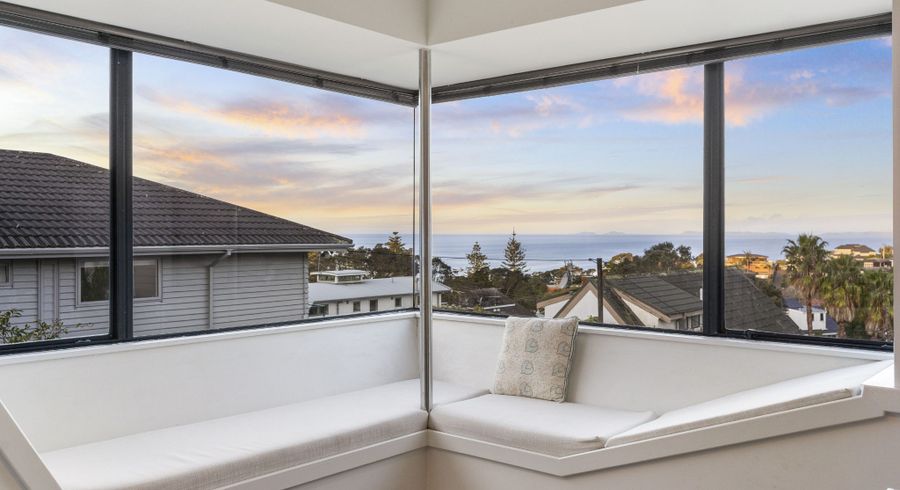  at 2/82 Hebron Road, Waiake, Auckland