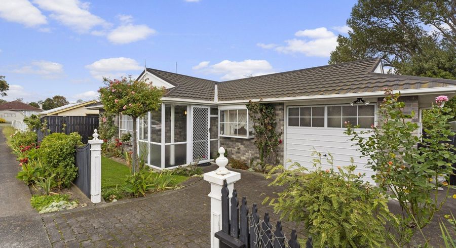  at 48 Terry Crescent, Milson, Palmerston North
