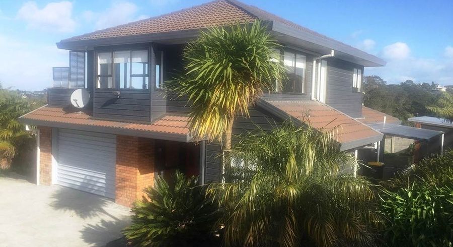  at 10 Westergrove Place, West Harbour, Waitakere City, Auckland