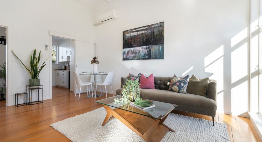  at 2/38 Richard Farrell Avenue, Remuera, Auckland