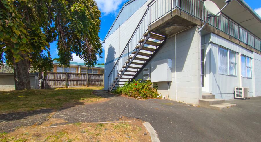  at 1/88 Lake Road, Frankton, Hamilton, Waikato