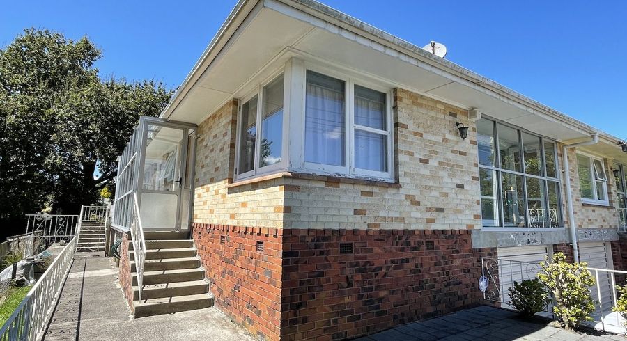  at 2/222 Gillies Ave, Epsom, Auckland City, Auckland