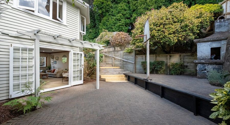  at 5 Budock Road, Hillsborough, Auckland City, Auckland