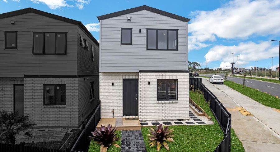  at 1 Whiteywood Street, Westgate, Waitakere City, Auckland