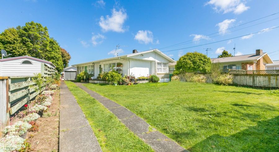  at 51 Nevada Road, Silverdale, Hamilton