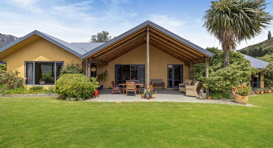  at 2 Bramshill Drive, Lower Shotover, Queenstown-Lakes, Otago