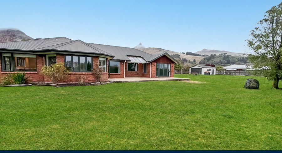  at 18 Cooks Lane, Heathcote Valley, Christchurch