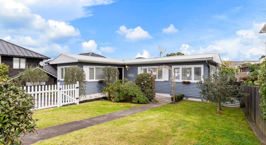  at 2/49 Waterloo Street, Howick, Manukau City, Auckland