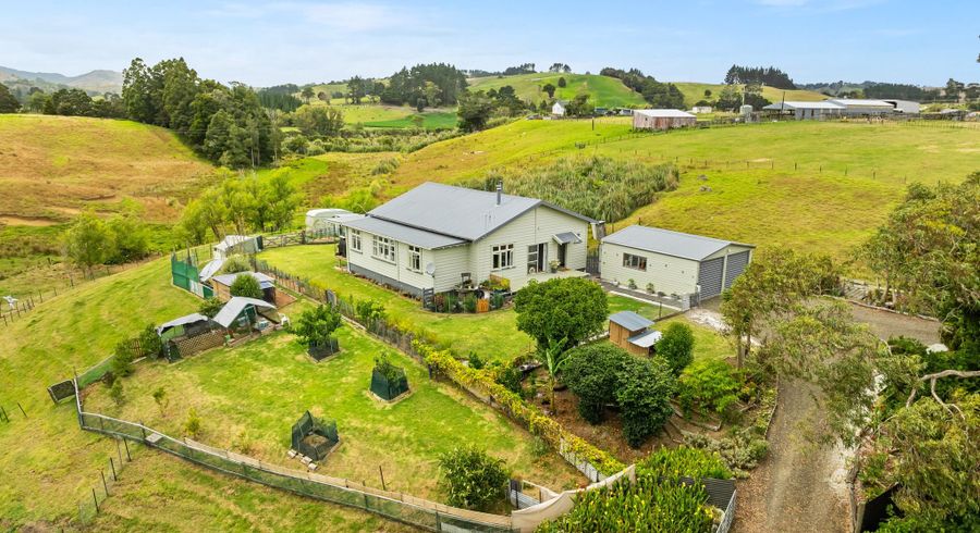  at 456 Paradise Road, Tangiteroria, Kaipara, Northland