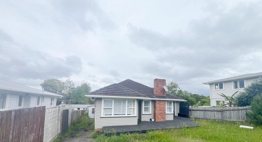  at 9 Reiman street, New Lynn, Waitakere City, Auckland