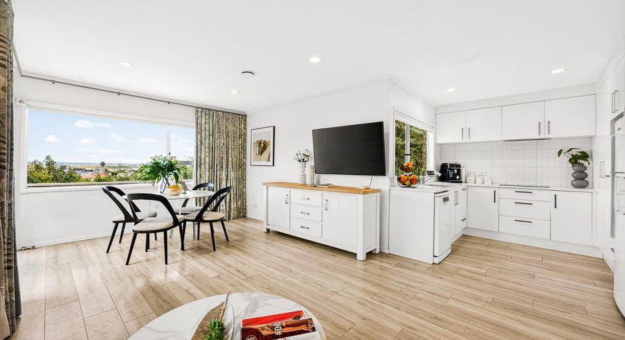  at 61B Te Kawa Road, Greenlane, Auckland City, Auckland