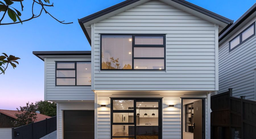  at 10A Egret Court, Unsworth Heights, North Shore City, Auckland