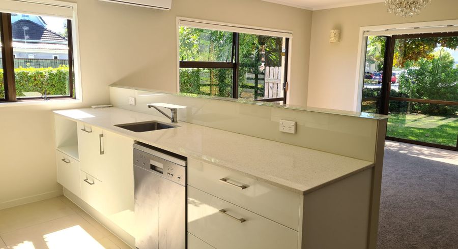  at 11b Atkin Ave, Mission Bay, Auckland City, Auckland