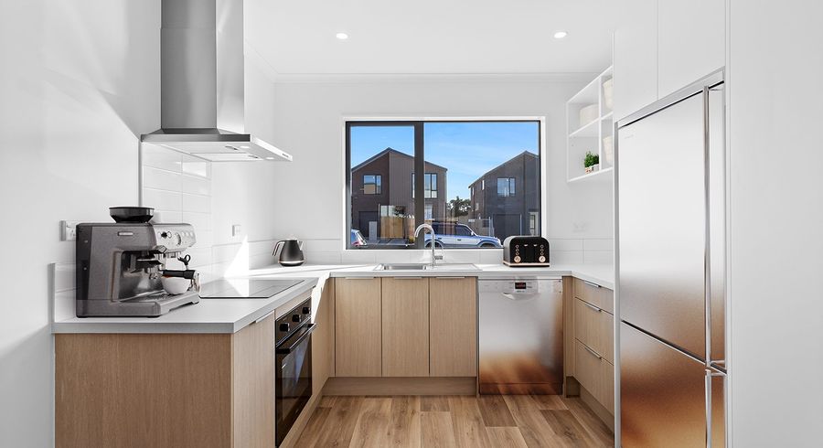  at 9 Karamu Street, Flat Bush, Manukau City, Auckland