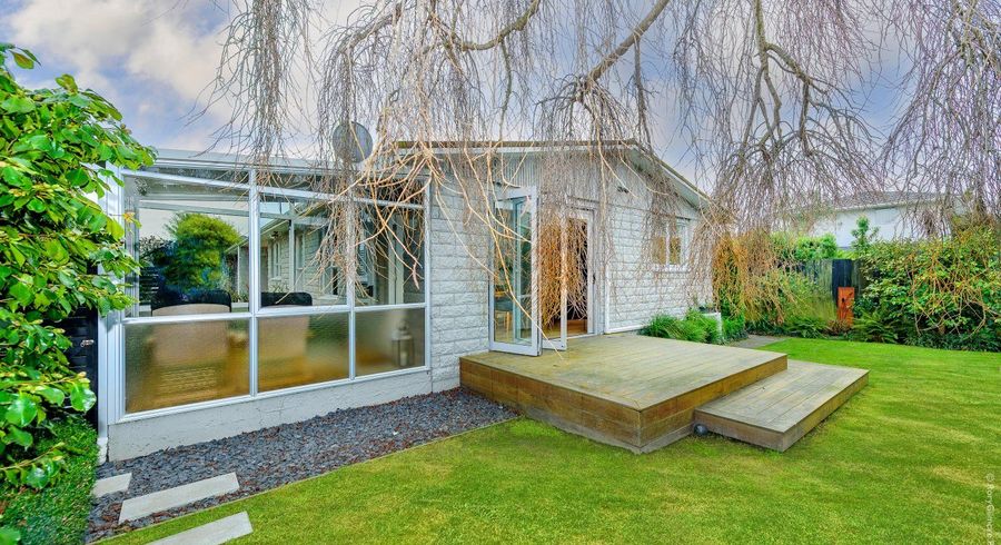  at 2/84 Perry Street, Papanui, Christchurch City, Canterbury