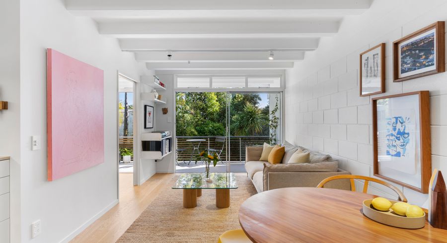  at 14/73 Princes Street, Northcote Point, Auckland