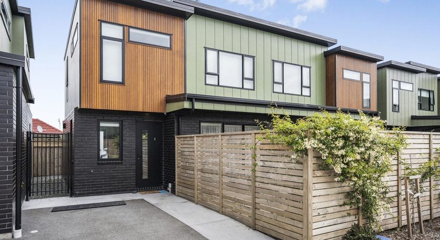  at 5/7 Johnston Grove, Taita, Lower Hutt