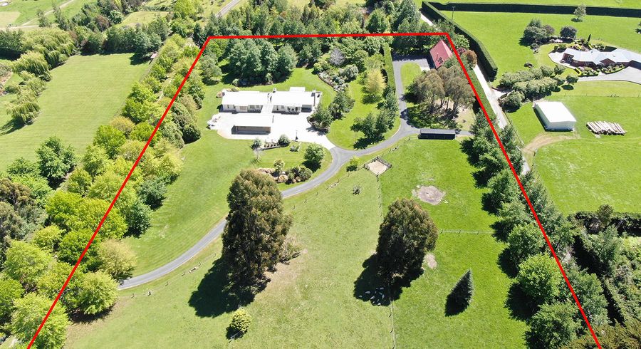  at 32 Tirohanga Road, North Taieri