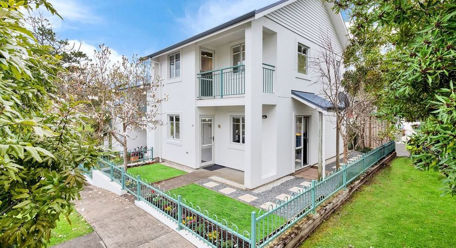  at 73 Winery Way, Henderson, Waitakere City, Auckland