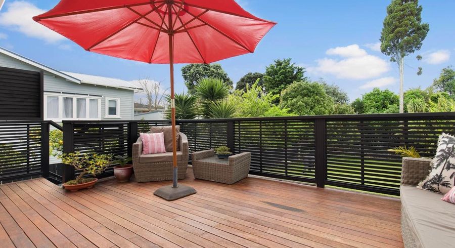  at 24 Woodbine Ave, Greenlane, Auckland City, Auckland
