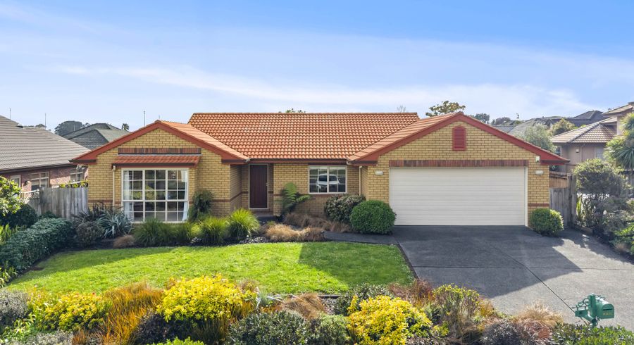  at 18 Pippen Court, Henderson, Waitakere City, Auckland