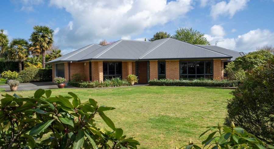  at 64 Cowley Drive, Leamington, Cambridge