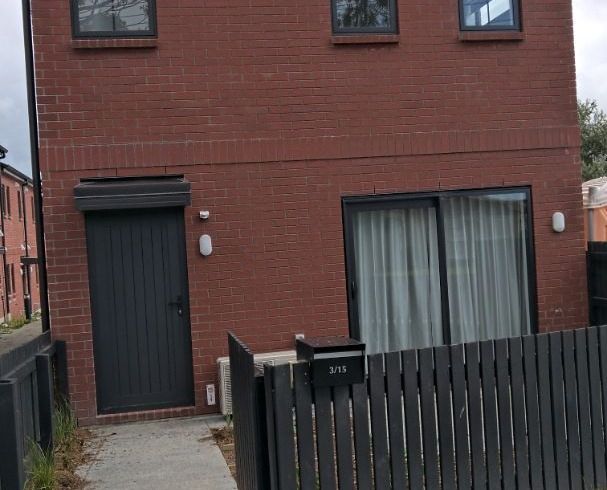  at 3/15 Sunhill Road, Sunnyvale, Auckland