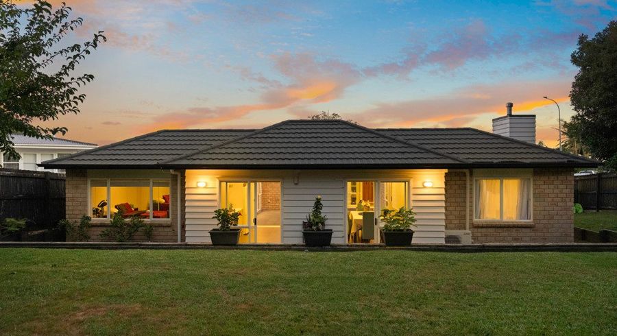  at 18A Stratford Rd, Alfriston, Manukau