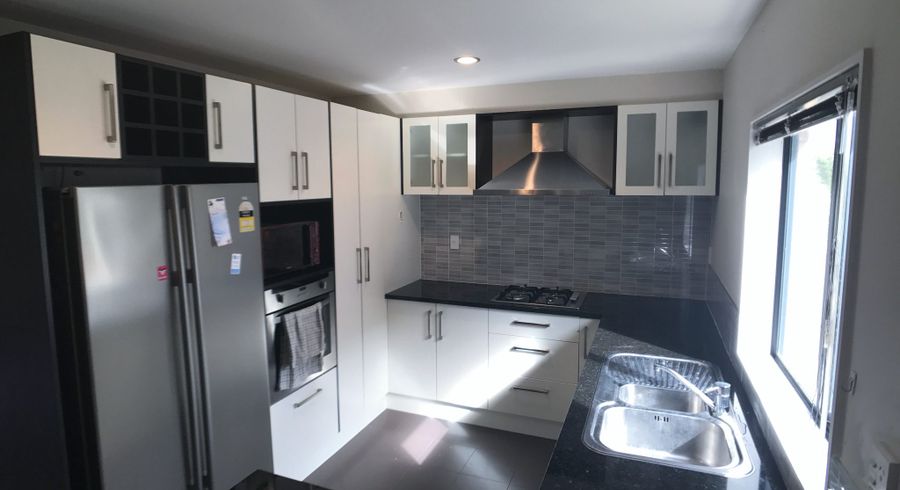  at 28b Roberts Road, Glenfield, North Shore City, Auckland