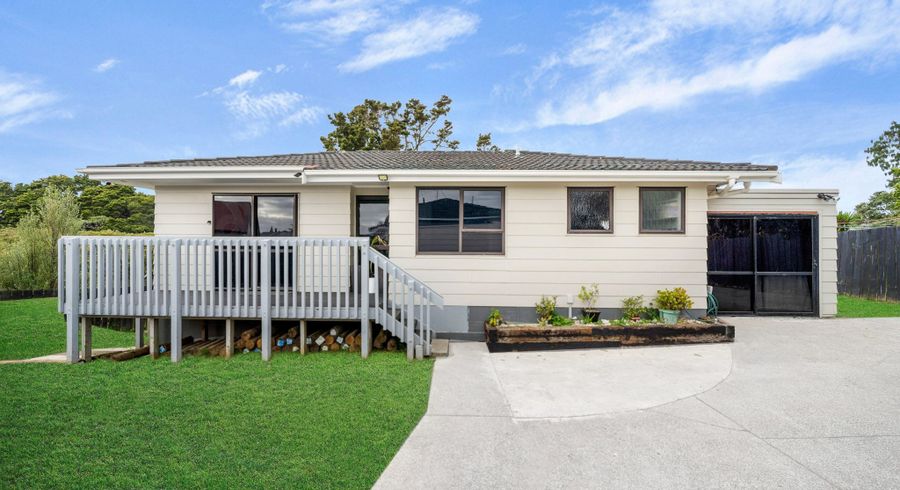  at 2/33 Seaward Place, Wattle Downs, Manukau City, Auckland