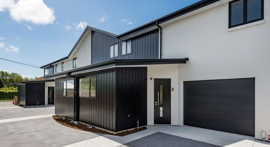  at 2/16 Grants Road, Papanui, Christchurch