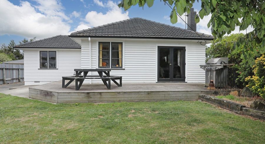  at 12 Pharazyn Street, Feilding, Feilding